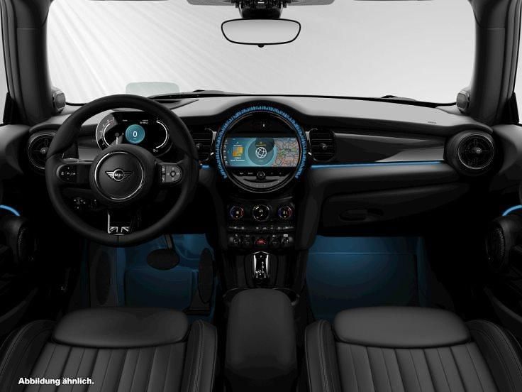 Gebraucht Mini Cooper 136 PS (100 kW) 2023 Midnight black ii metallic Kleinwagen