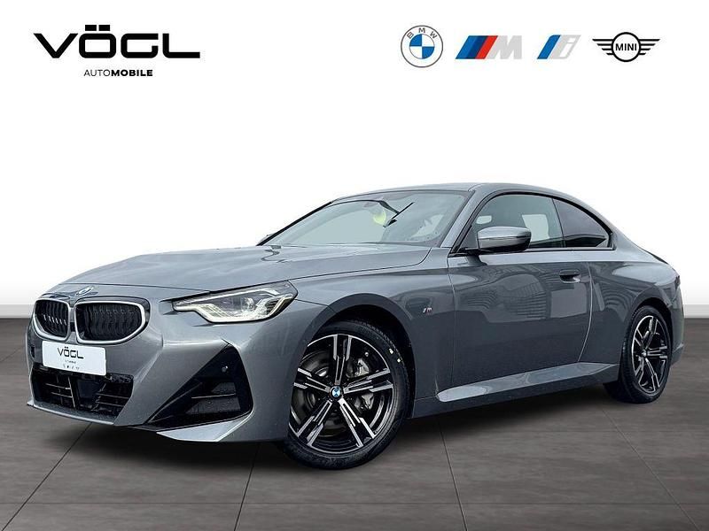 Neu BMW 230 M Sport 245 PS (180 kW) 2025 Skyscraper grau Coupé