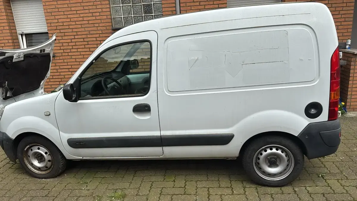 Second-hand Renault Kangoo 61 CP (44 kW) 2007 Alb Monovolum