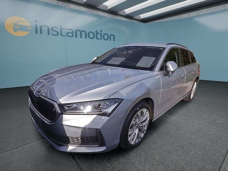 Silber Gebraucht 2025 Skoda Superb Kombi | 35.499 € (Guter Preis) - Bild 1/4