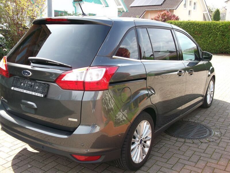 Gebraucht Ford Grand C-Max Titanium 125 PS (91 kW) 2016 Grau Van / Kleinbus