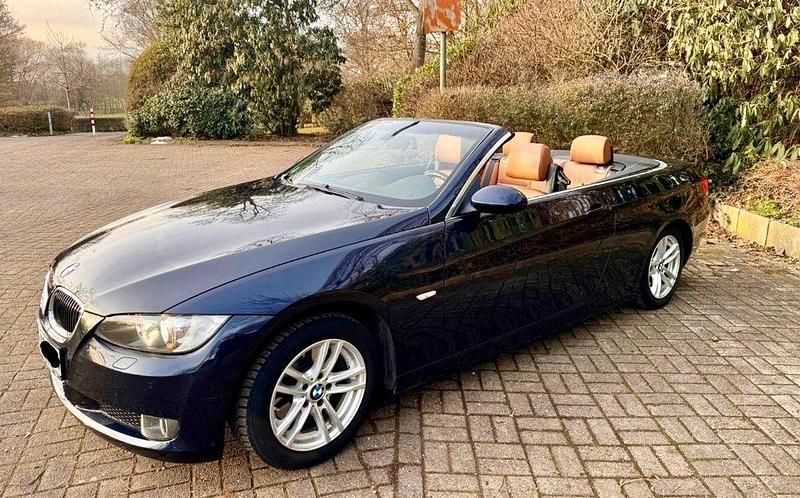 Gebraucht BMW 320 Cabriolet 177 PS (130 kW) 2008 Blau Cabrio
