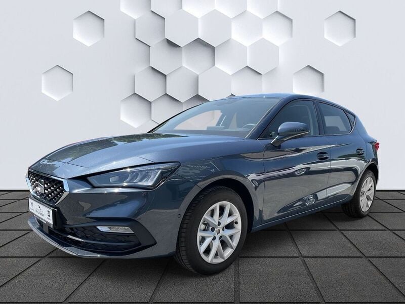 Grau Neu 2025 Seat Leon Limousine | 29.470 € (Guter Preis) - Bild 1/4