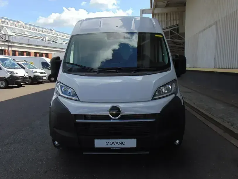 Gebraucht Opel Movano 180 PS (132 kW) 2024 Weiss Van
