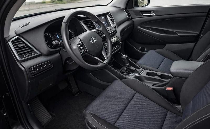 Gebraucht Hyundai Tucson Advantage 177 PS (130 kW) 2017 Schwarz SUV