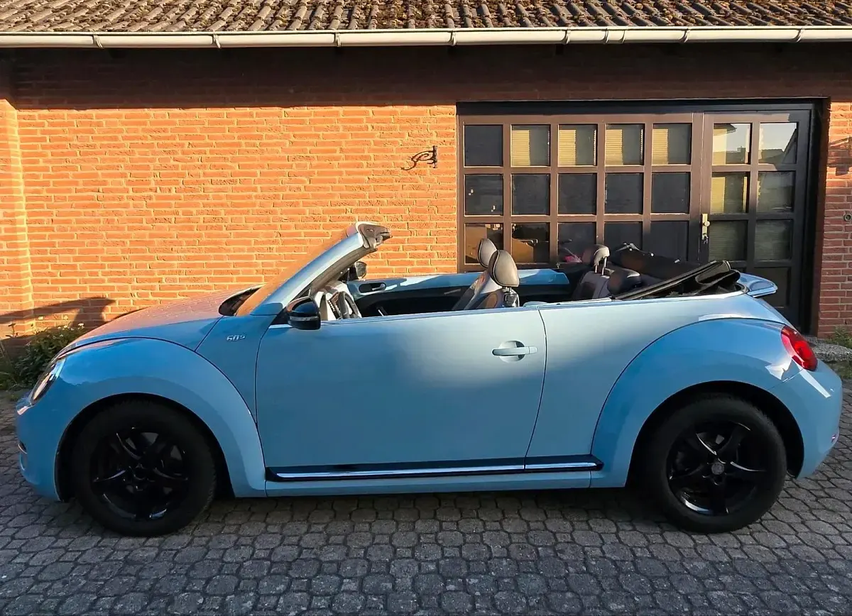 Gebraucht VW Beetle Edition 160 PS (117 kW) 2013 Blau Kleinwagen
