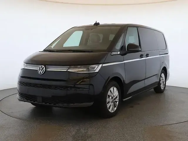 Gebraucht VW Multivan Style 177 PS (130 kW) 2025 Schwarzkeine angabe Van / Kleinbus