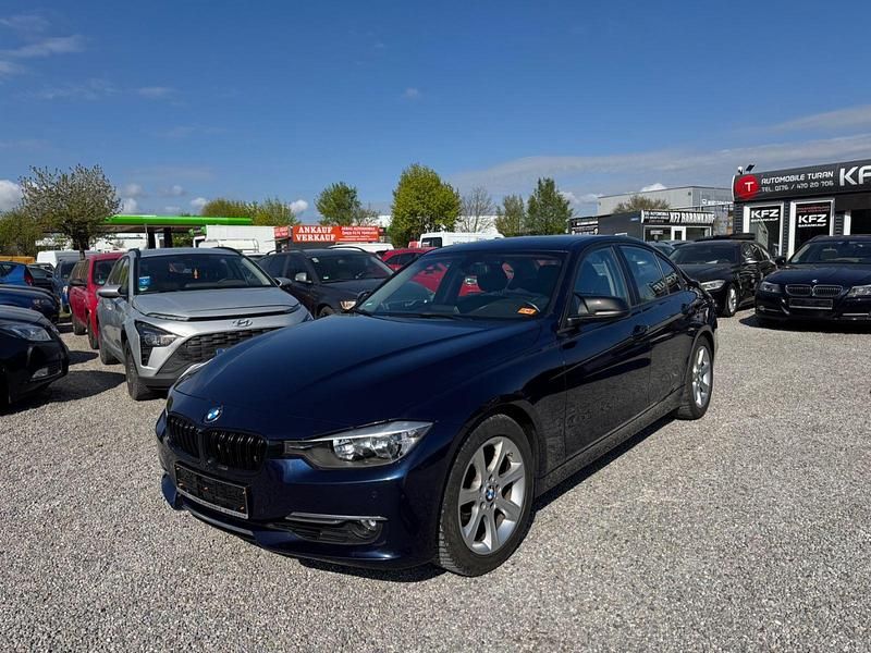 Second-hand BMW 325 Performance 224 CP (164 kW) 2015 Albastru Berlinǎ