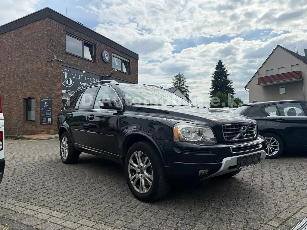 Gebraucht Volvo XC90 Momentum 163 PS (119 kW) 2013 Schwarz SUV