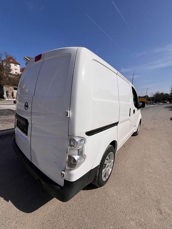 Gebraucht Nissan e-NV200 Premium Edition 80 kW (109 PS) 2017 Weiß Van / Kleinbus