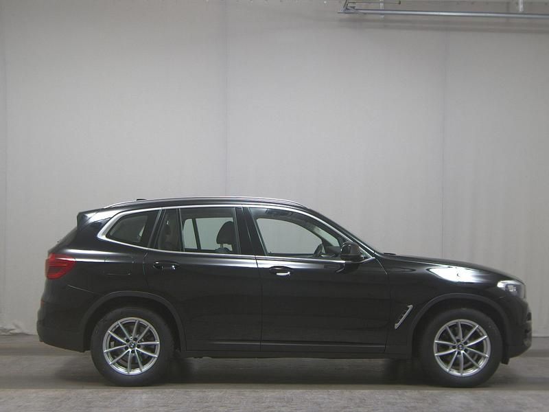 Schwarz Gebraucht 2021 BMW X3 Advantage SUV | 24.980 € (Superpreis) - Bild 1/4