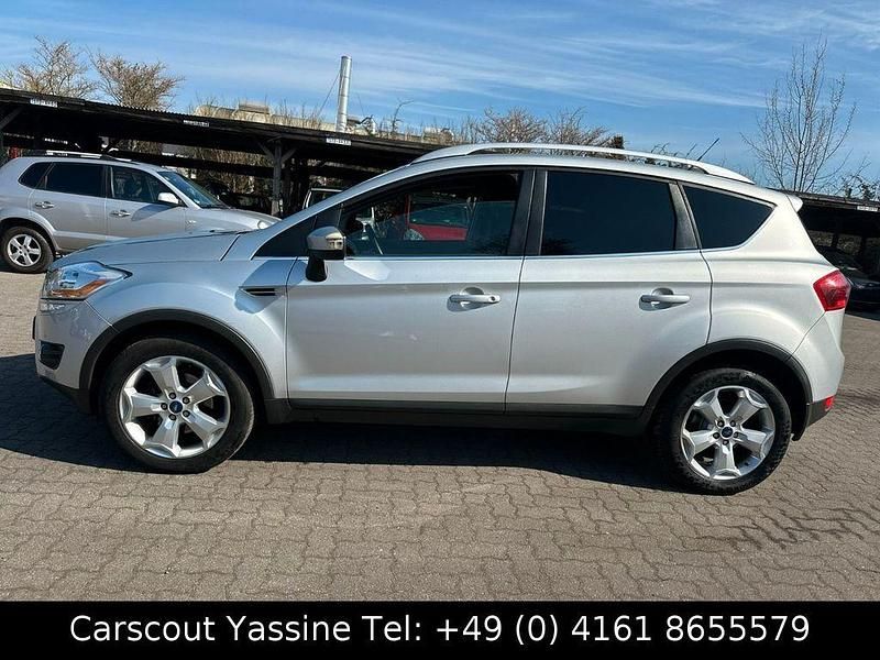 Gebraucht Ford Kuga Titanium 163 PS (119 kW) 2011 Silber SUV