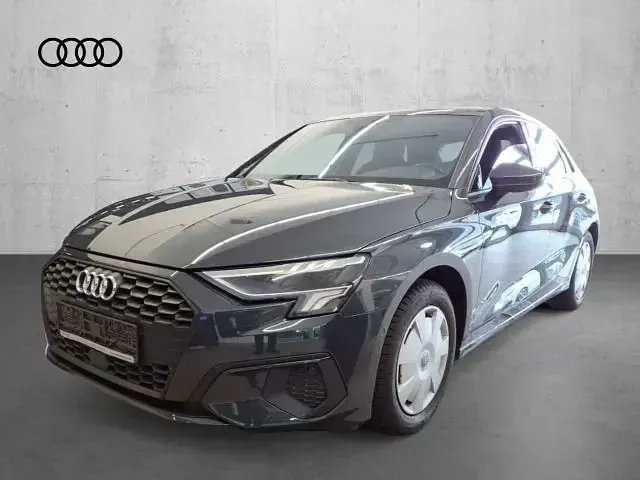 Occasion Audi A3 Ambiente 150 ch (110 kW) 2023 Gris Berline