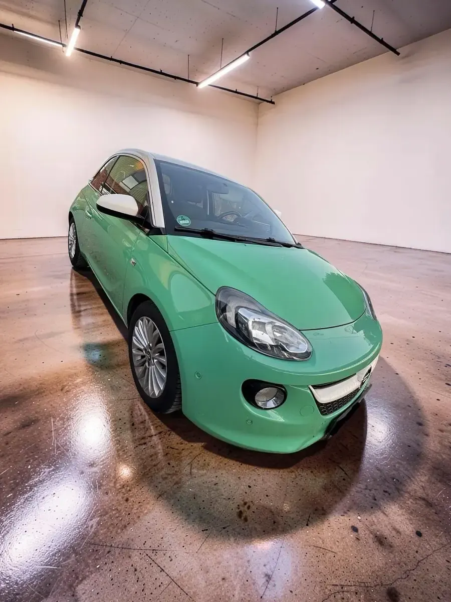 Gebraucht Opel Adam 69 PS (50 kW) 2015 Grün Kleinwagen