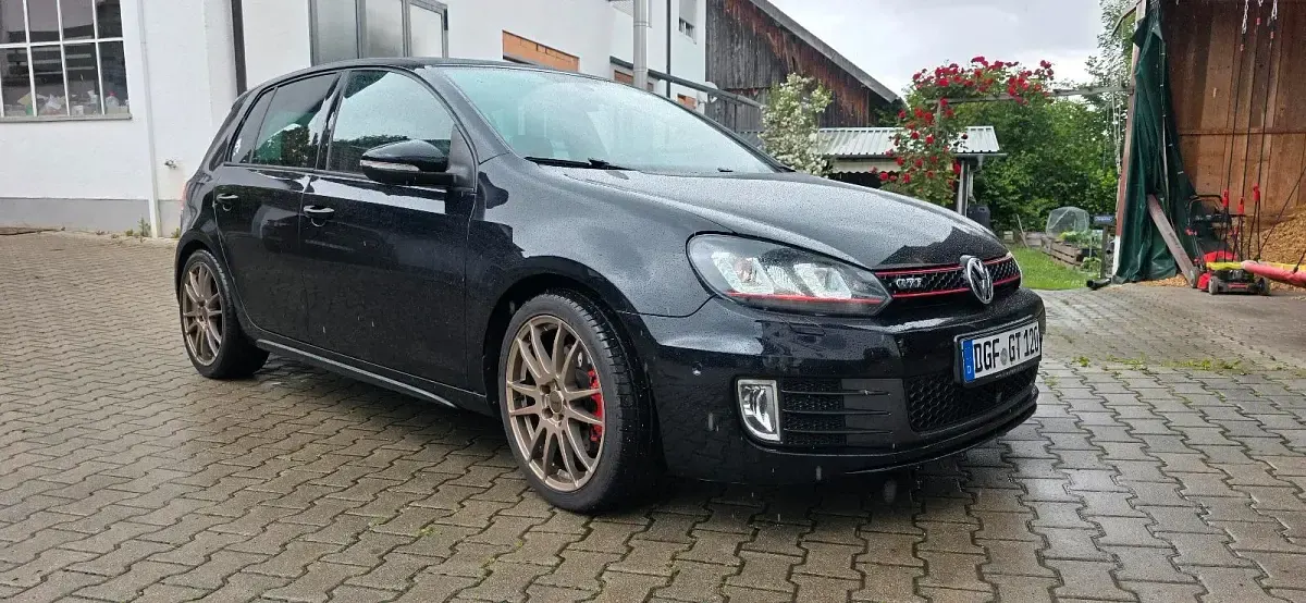 Gebraucht VW Golf VI GTI 265 PS (194 kW) 2009 Schwarz Kleinwagen