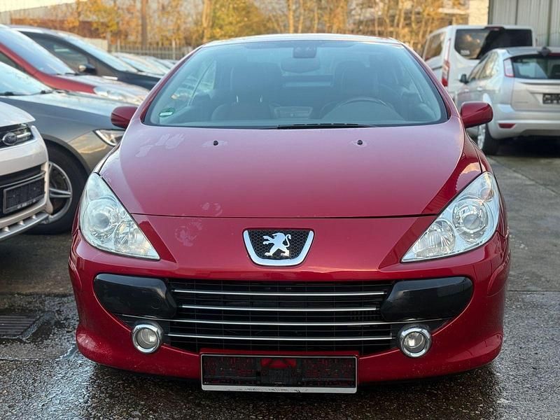 Gebraucht Peugeot 307 CC 136 PS (100 kW) 2007 Rot Cabrio