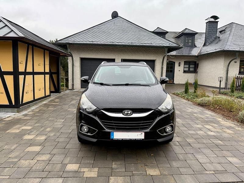 Gebraucht Hyundai ix35 163 PS (119 kW) 2012 Schwarz SUV