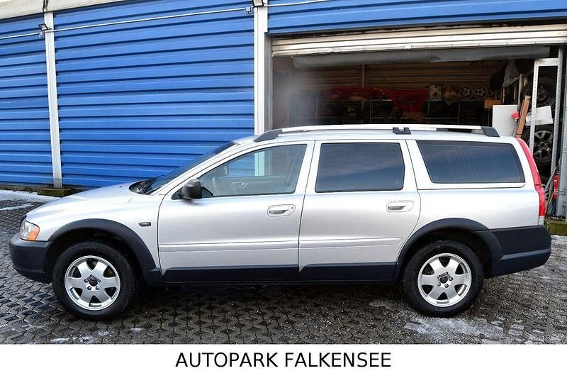 Gebraucht Volvo XC70 Summum 209 PS (153 kW) 2006 Silber Kombi