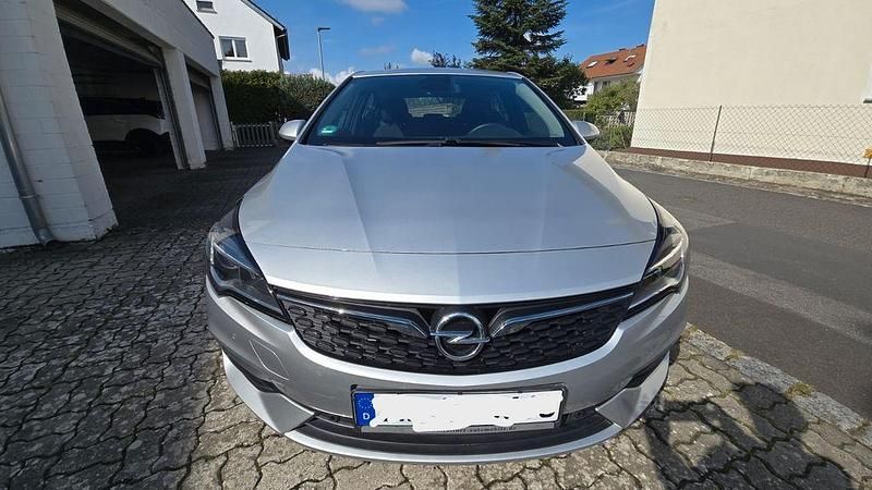 Silber Gebraucht 2020 Opel Astra Edition Limousine | 10.600 € (Fairer Preis) - Bild 1/4