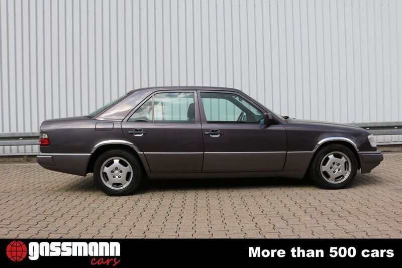 Brugt Mercedes 300 147 HK (108 kW) 1990 Grå Sedan