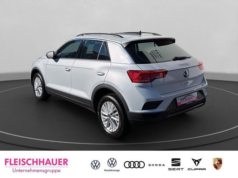 Gebraucht VW T-Roc 110 PS (80 kW) 2021 White silver metallic SUV