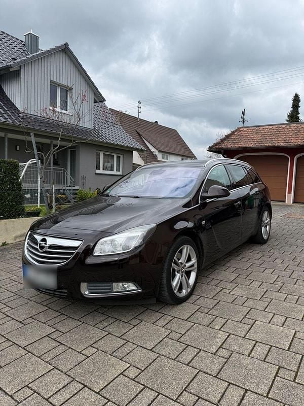 Gebraucht Opel Insignia 160 PS (117 kW) 2012 Braun Kombi