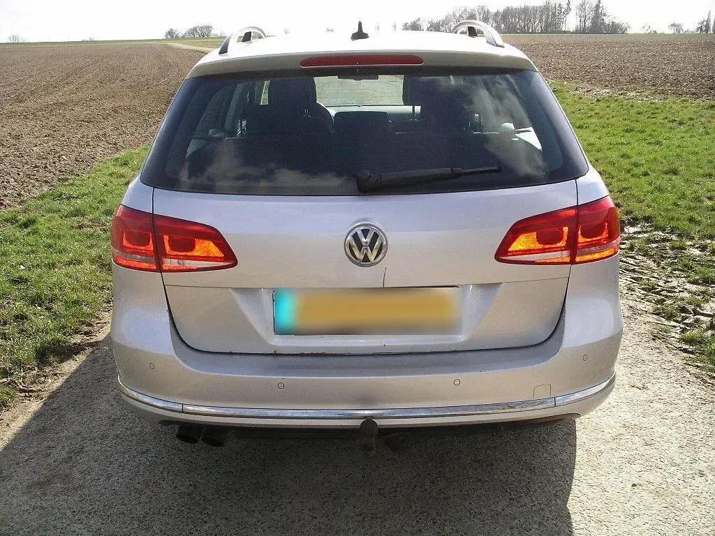Gebraucht VW Passat Comfortline 140 PS (102 kW) 2012 Grau Kombi