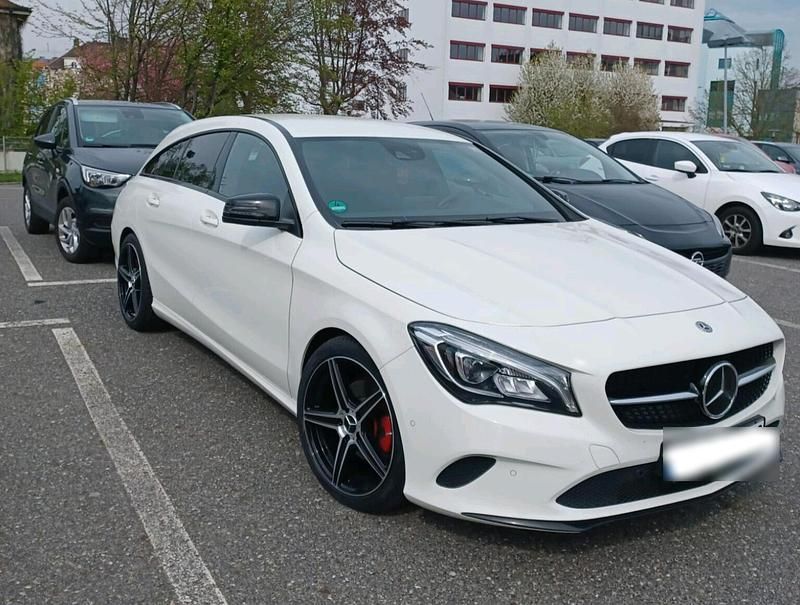Gebraucht Mercedes CLA200 136 PS (100 kW) 2017 Weiß Kombi