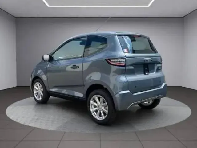Ny Aixam AMBITION Pack 2026 Rød Hatchback