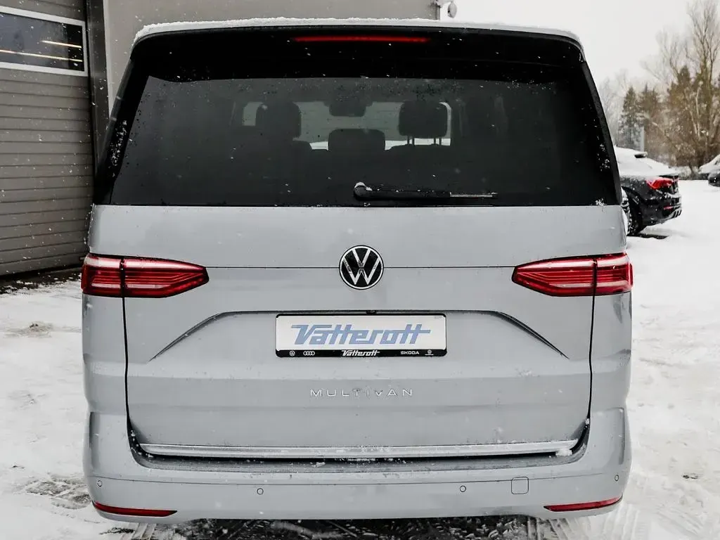 Neu VW Multivan Style 150 PS (110 kW) 2026 Silber Van / Kleinbus