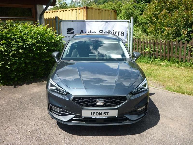 Gebraucht Seat Leon FR 150 PS (110 kW) 2023 Magnetic tech Kombi