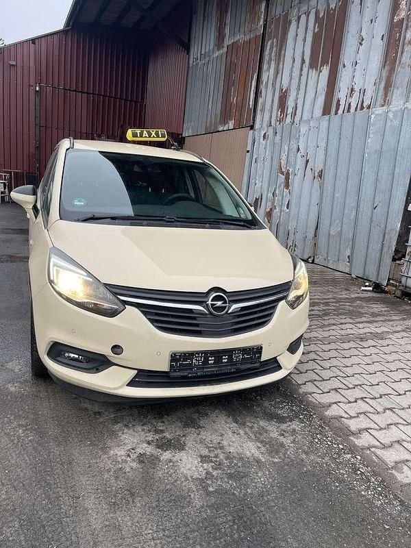 Gebraucht 2018 Opel Zafira Tourer Van / Kleinbus | 10.200 € (Fairer Preis) - Bild 1/4