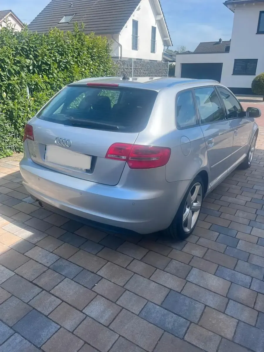 Używany Audi A3 102 KM (75 kW) 2012 Srebrny Hatchback
