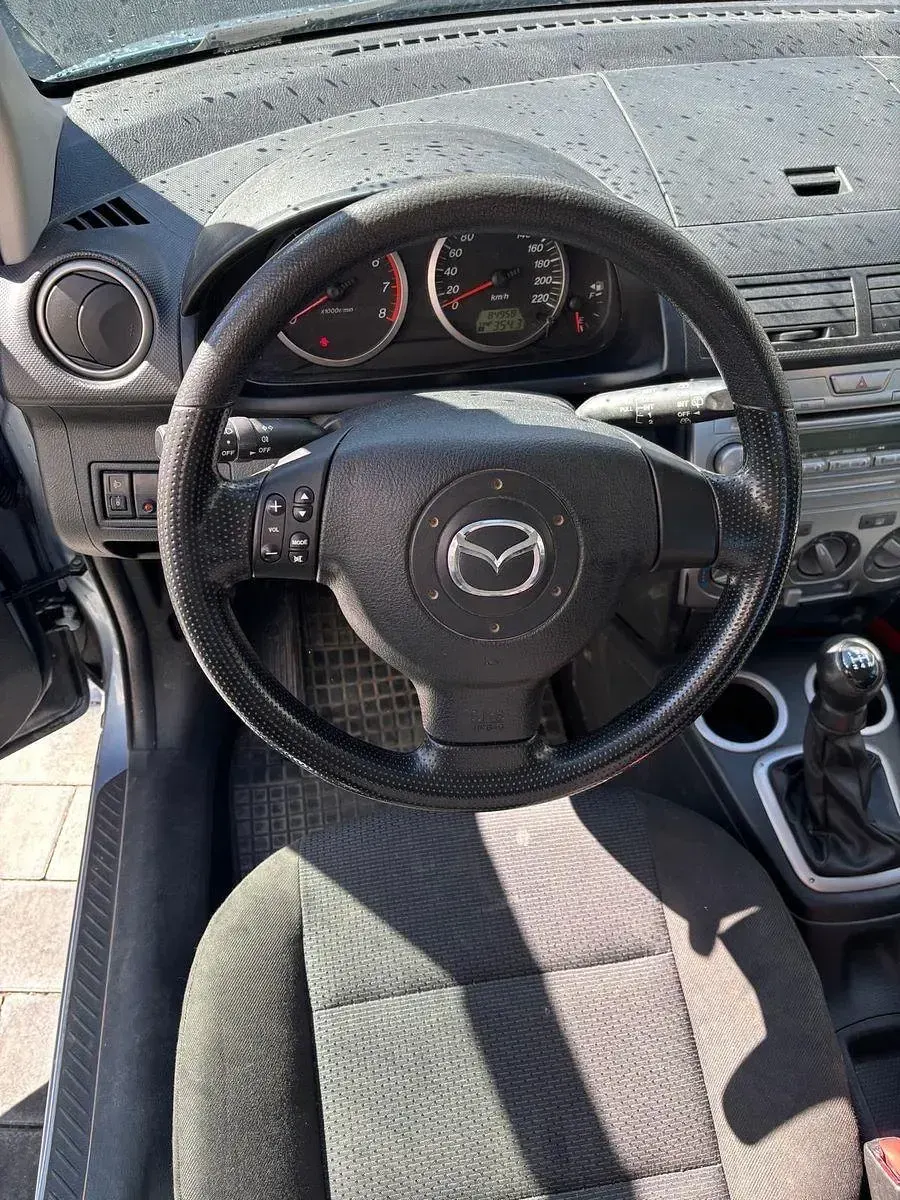 Usata Mazda 2 Active 80 CV (58 kW) 2007 Blu Utilitaria