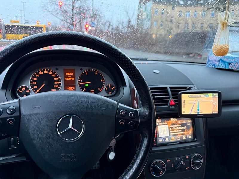 Gebraucht Mercedes A200 Elegance 140 PS (102 kW) 2006 Silber Van / Kleinbus