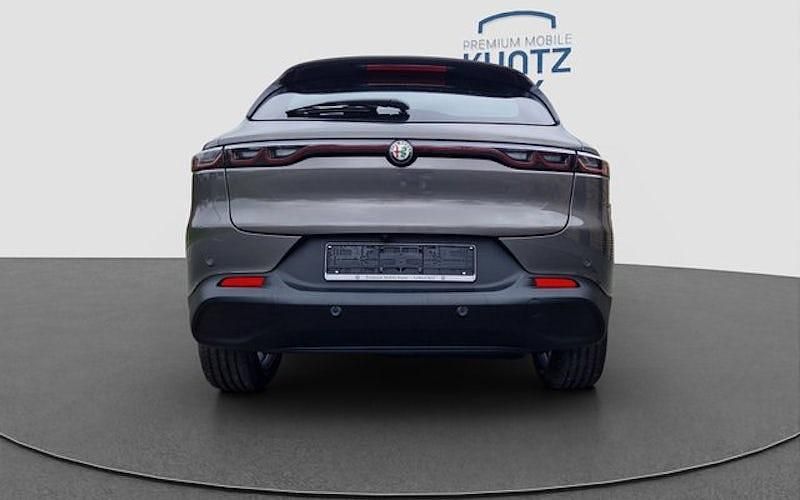 Gebraucht Alfa Romeo Tonale Sprint 131 PS (96 kW) 2024 Grau (grigio vesuvio metallic) SUV
