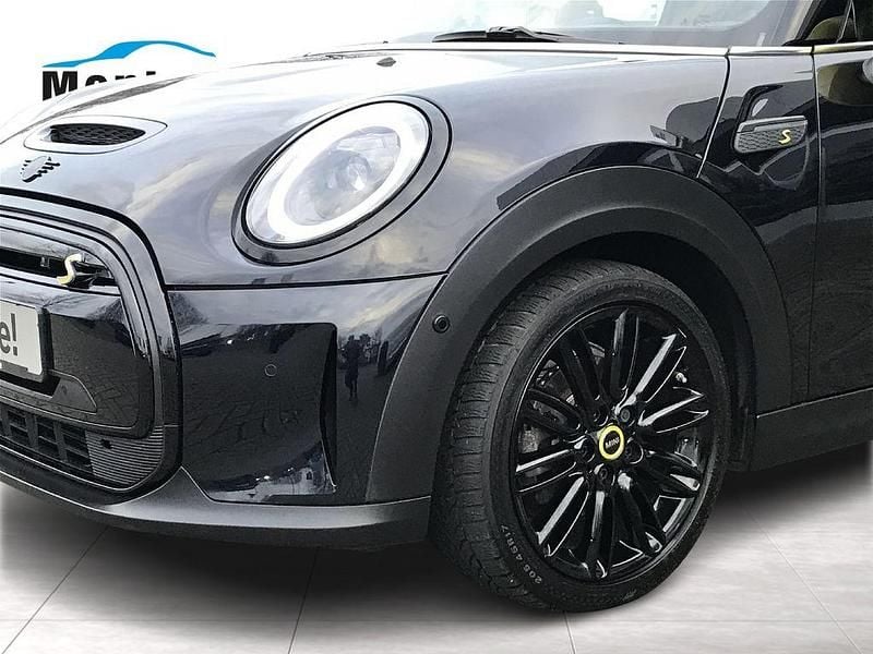 Gebraucht Mini Cooper SE 135 kW (184 PS) 2022 Schwarz Kleinwagen