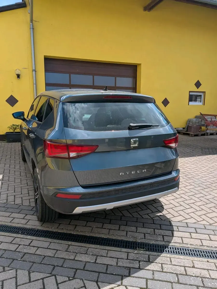 Gebraucht Seat Ateca 150 PS (110 kW) 2019 Grau SUV