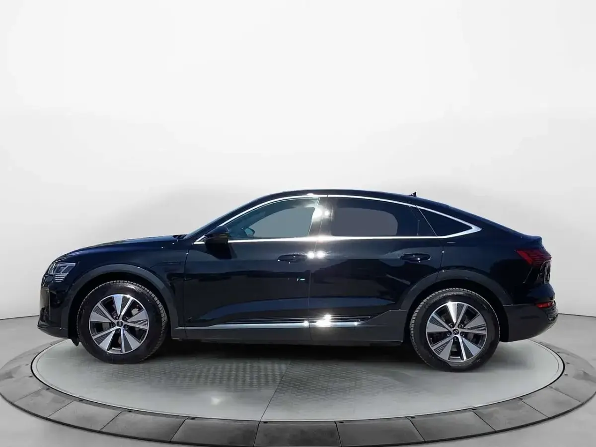 Gebraucht Audi Q8 e-tron Advanced 250 kW (340 PS) 2024 Schwarz SUV