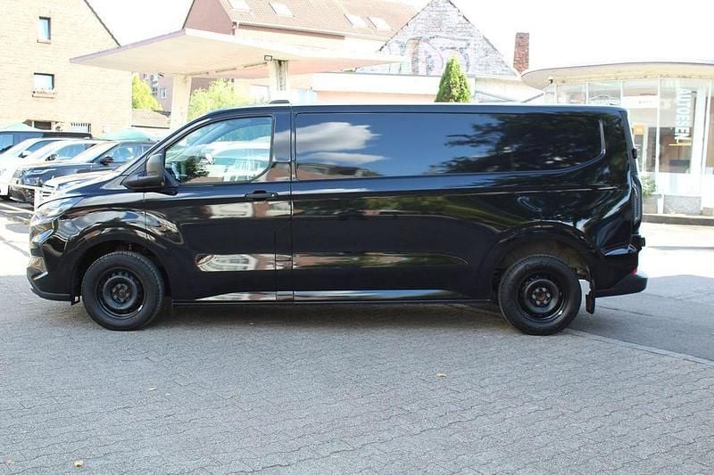 Gebraucht Ford Transit Custom 170 PS (125 kW) 2024 Schwarz Van / Kleinbus