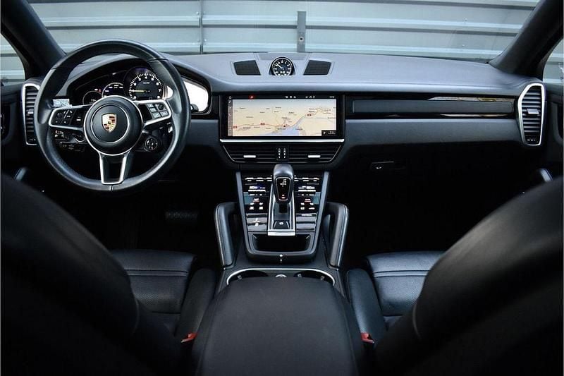 Gebraucht Porsche Cayenne 462 PS (339 kW) 2020 Schwarz SUV