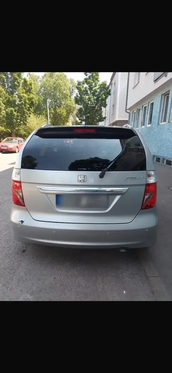 Gebraucht Honda FR-V 150 PS (110 kW) 2007 Silber Van / Kleinbus