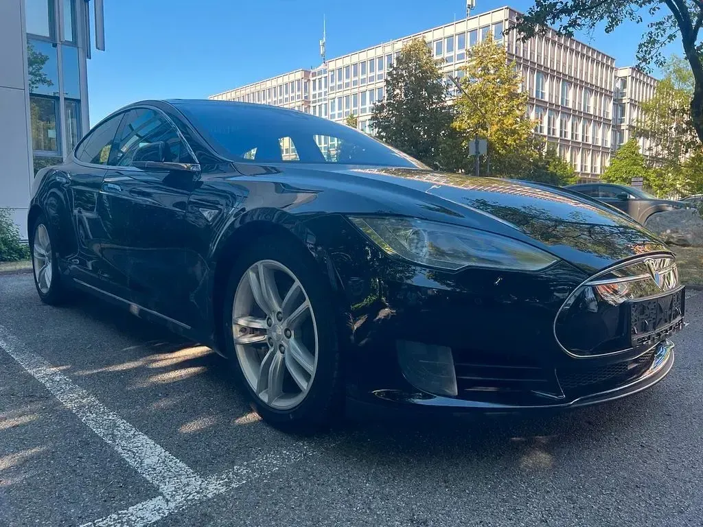 Gebraucht Tesla Model S 244 kW (333 PS) 2015 Schwarz Kleinwagen