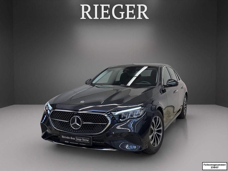 Grau Gebraucht 2024 Mercedes E200 Avantgarde Limousine | 44.990 € (Fairer Preis) - Bild 1/4