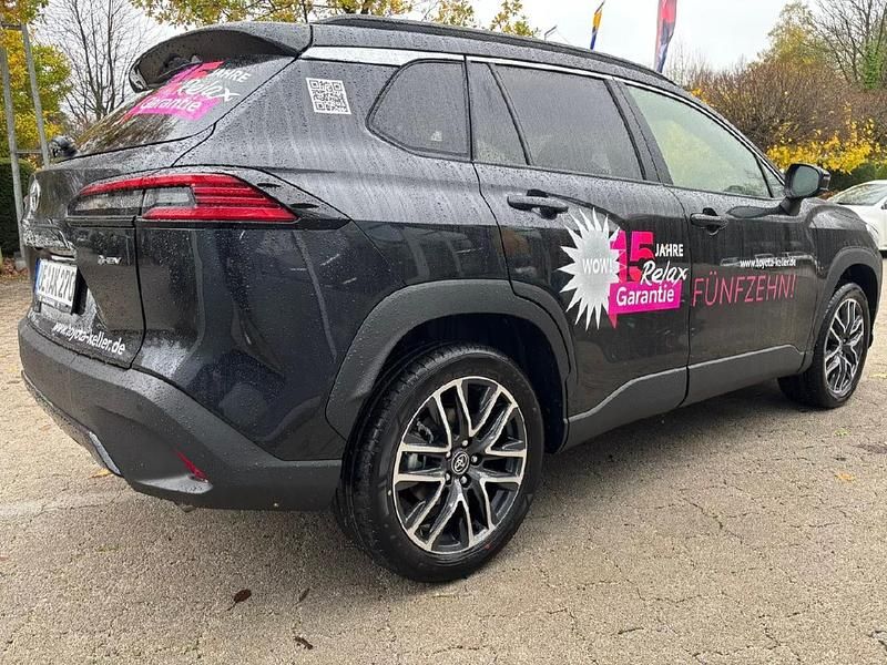 Gebraucht Toyota Corolla Cross 197 PS (144 kW) 2025 Black mica SUV