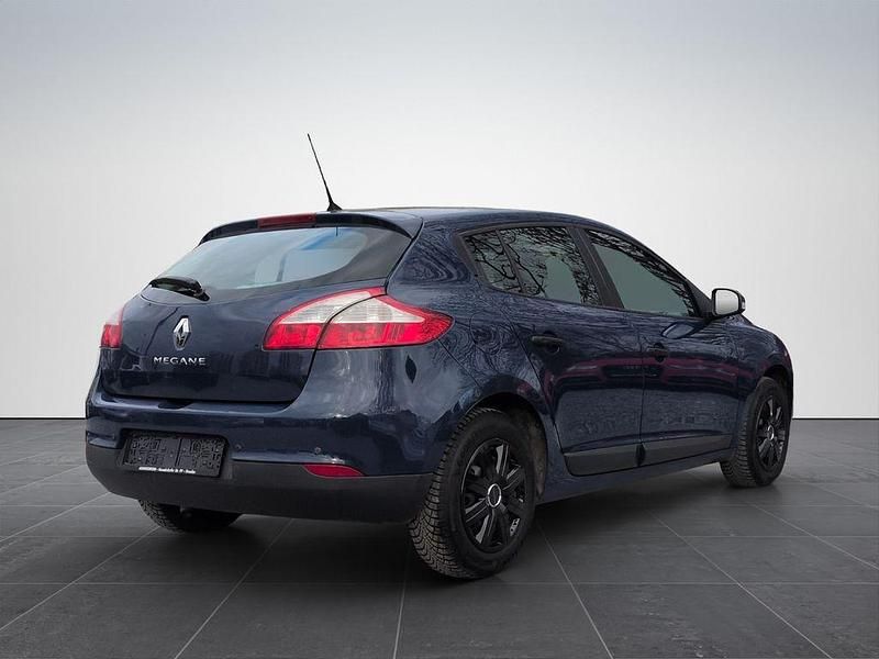 Gebraucht Renault Mégane 101 PS (74 kW) 2010 Blau Limousine