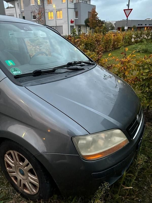 Usata Fiat Idea 2003 Grigio Monovolume