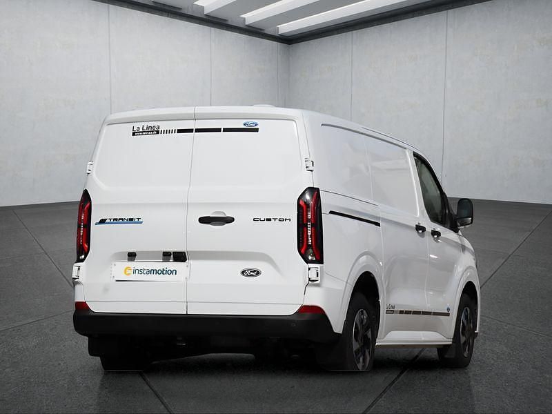 Gebraucht Ford Transit 100 kW (136 PS) 2025 Weiß Limousine