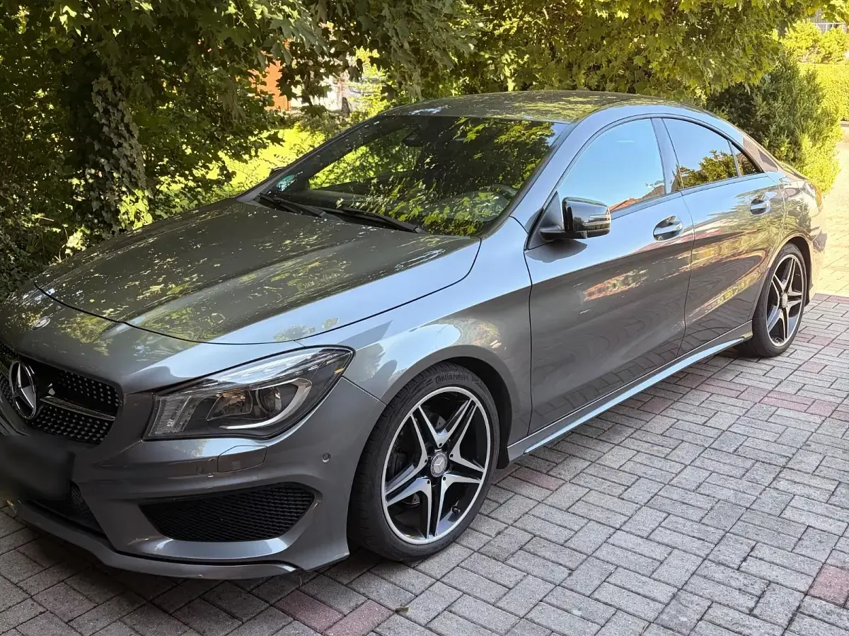 Gebraucht Mercedes CLA180 AMG line Plus 122 PS (89 kW) 2014 Grau Coupé