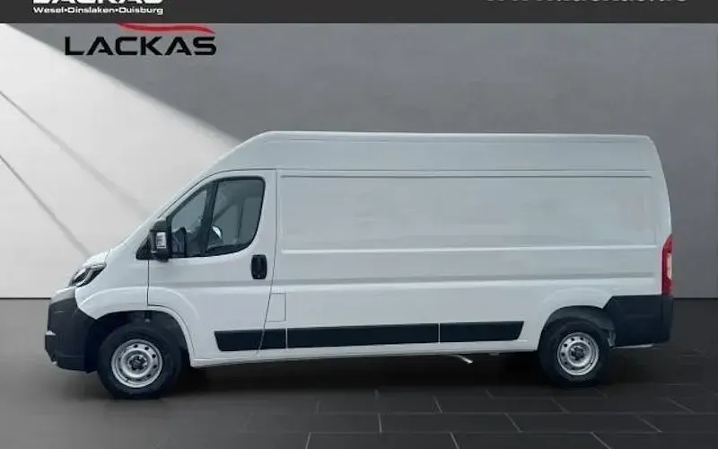 Neu Toyota Proace 140 PS (102 kW) 2025 Weiß Van / Kleinbus